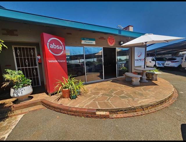 4 BEDROOM HOUSE FOR SALE IN RHODESFIELD